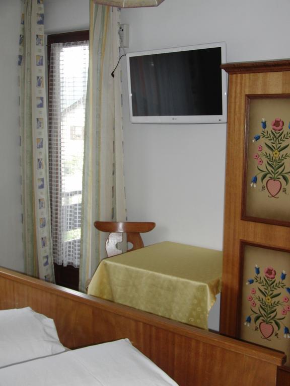 فغن Gaestehaus Loithaler الغرفة الصورة